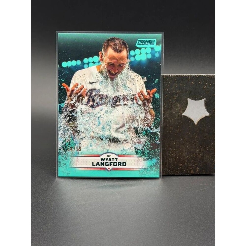 2025 Topps Stadium Club Wyatt Langford Turquoise Foil Parallel /99 #189 Texas Ra